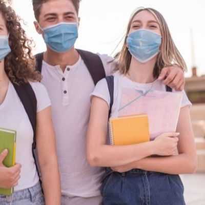 centralllab-test-koronoiou-se-pronomiaki-timi-gia-mathites-kai-foitites